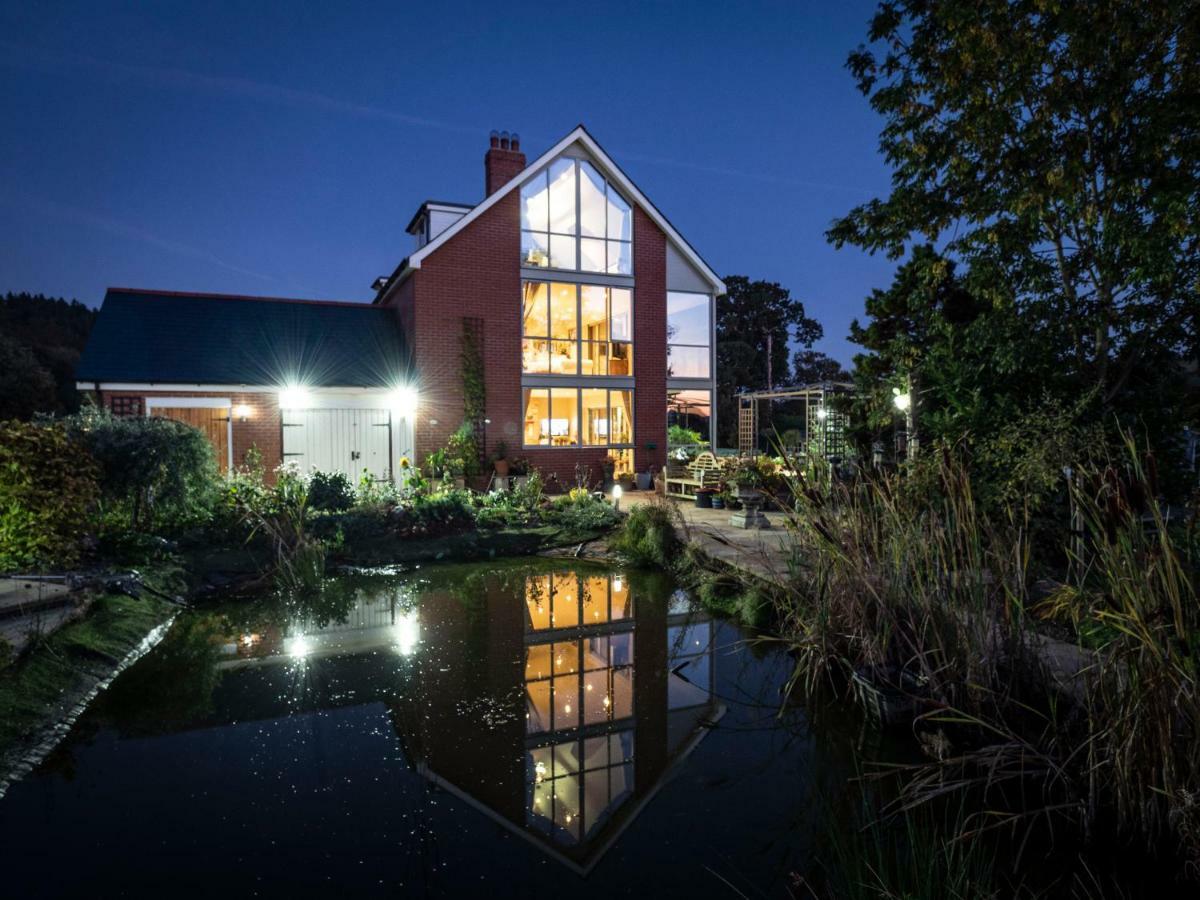 Rhyd Lydan Bed & Breakfast Newtown  Bagian luar foto