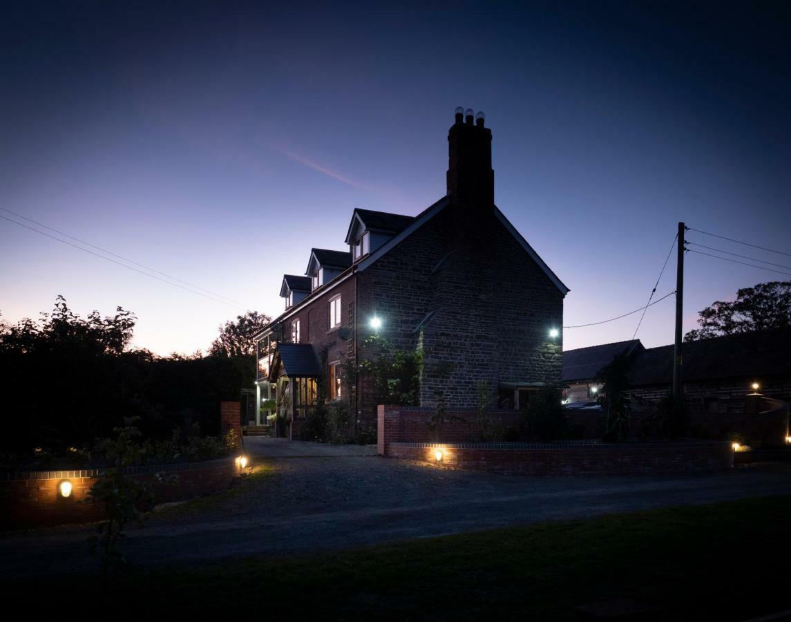 Rhyd Lydan Bed & Breakfast Newtown  Bagian luar foto